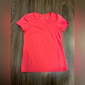 Patagonia light stretchy active workout top